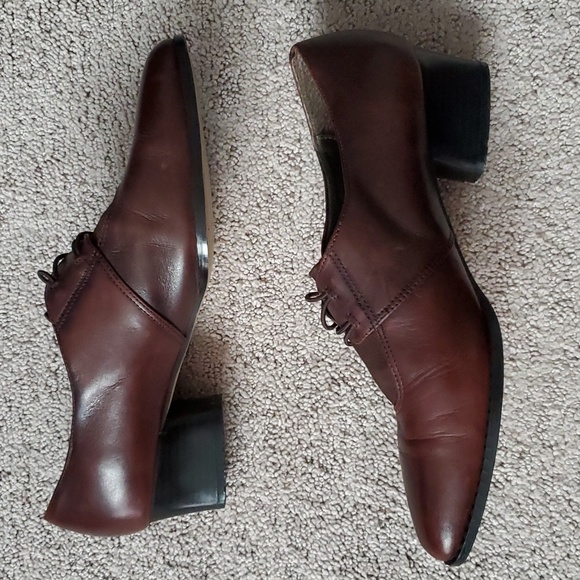 SPECTRA Leather Heeled Slipons - Picture 3 of 12